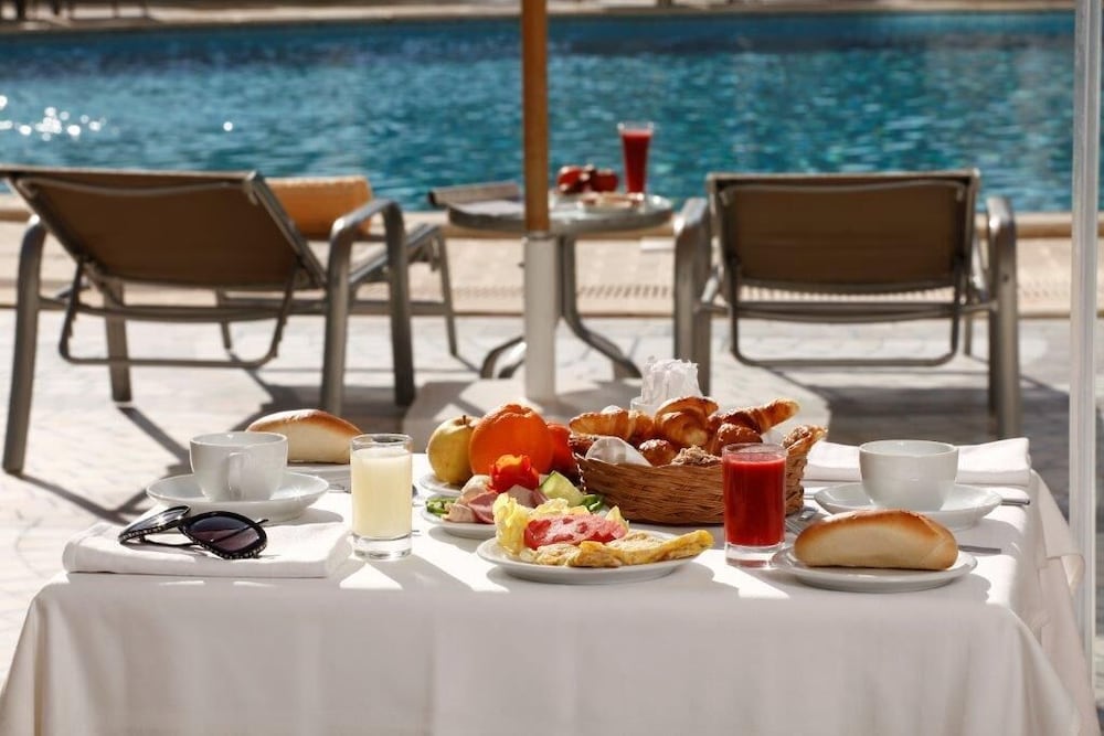 Tunis Grand Hotel 28/50