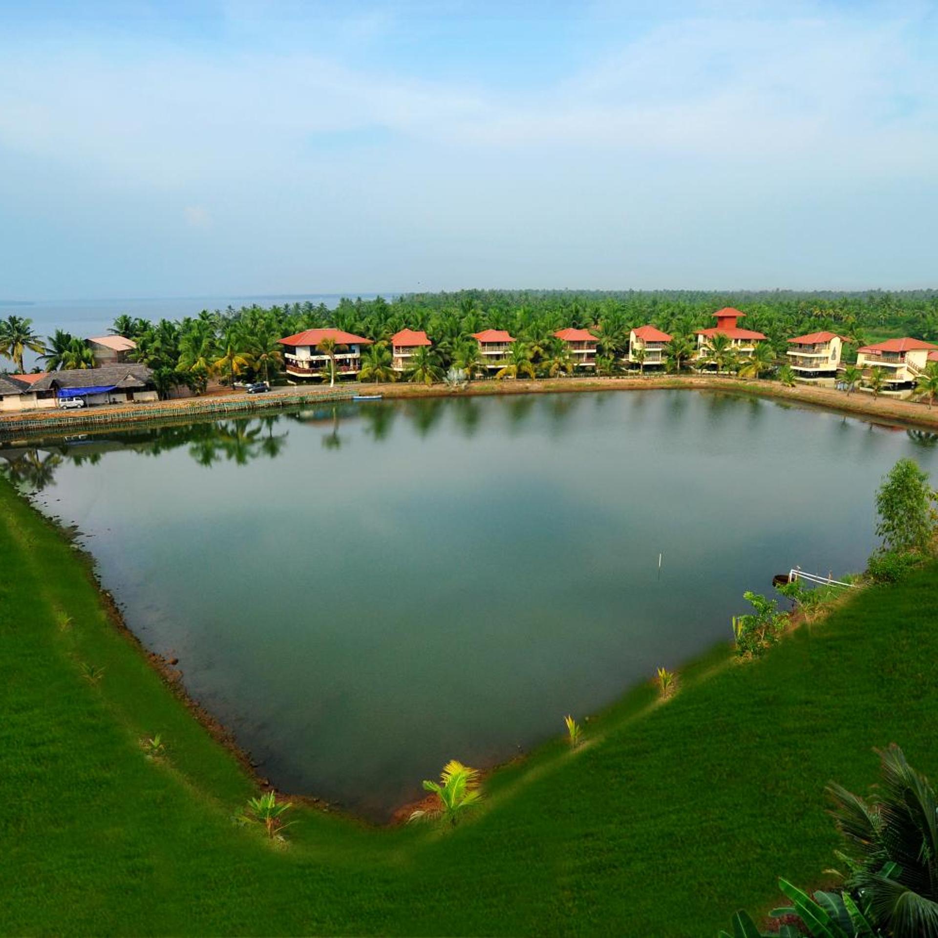 KALATHIL LAKE RESORT 35/55