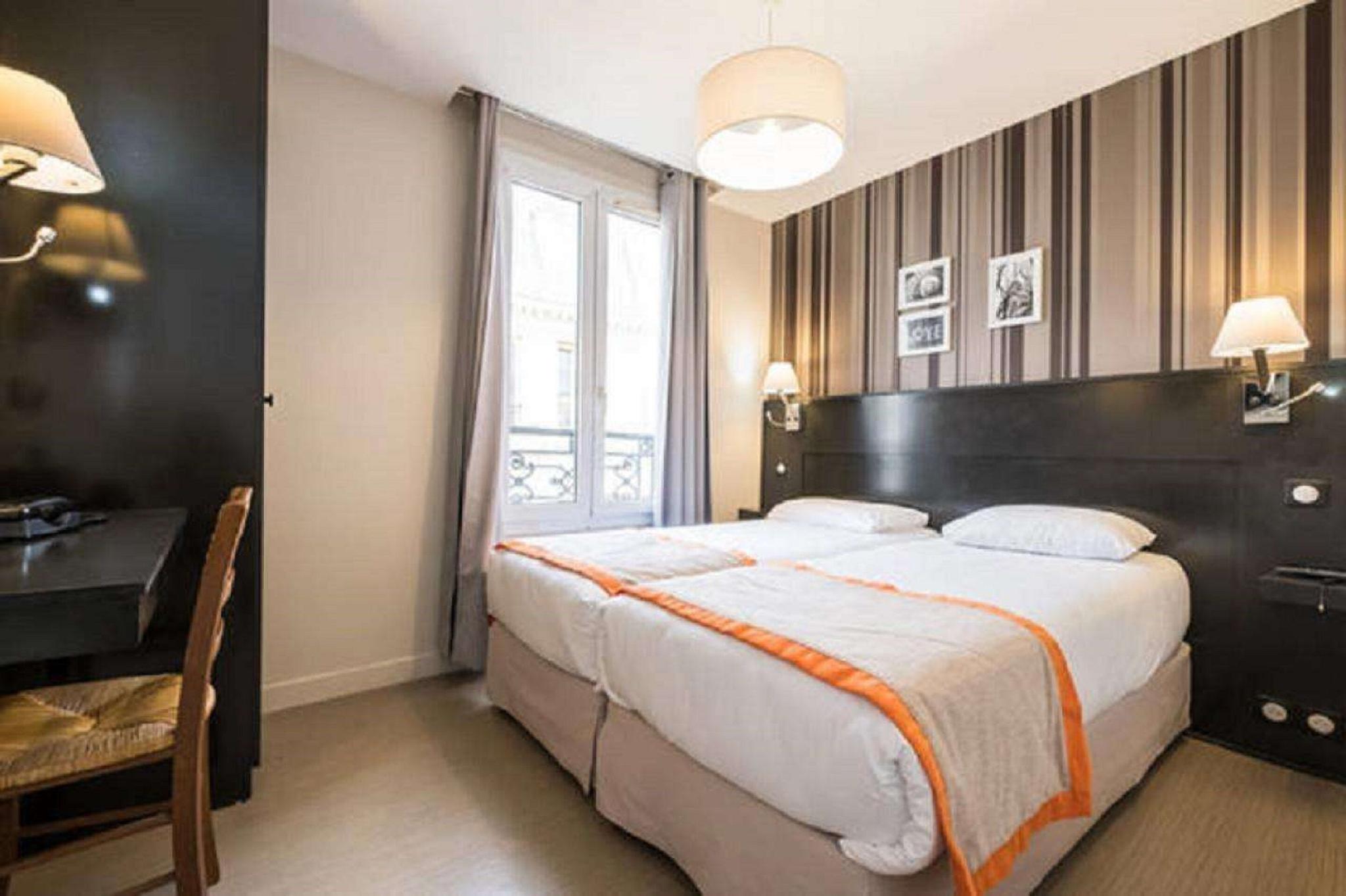 Room, Twin Beds