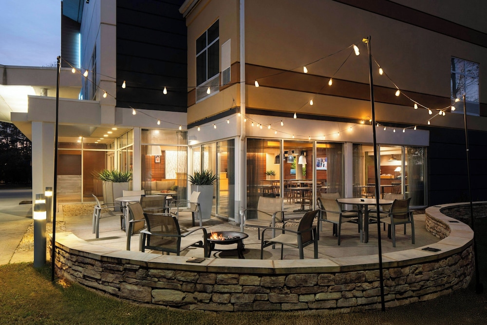 Fairfield Inn Suites By Marriott Chesapeake Suffolk 35/52