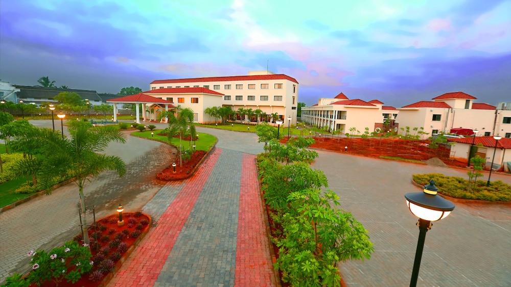 Grand Serenaa Hotel And Resorts 26/31