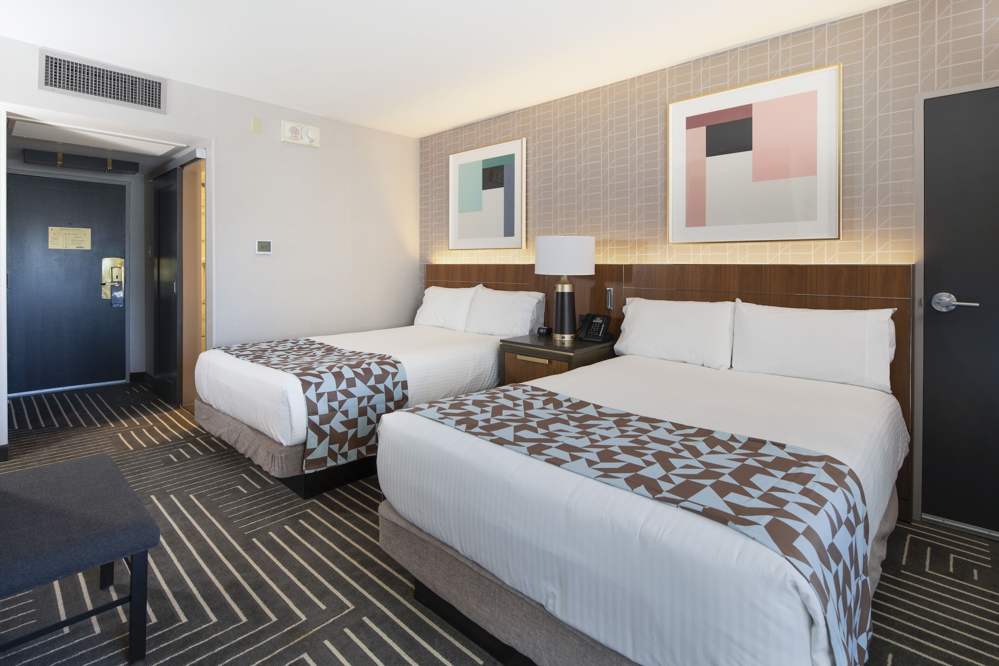 PREMIUM, 2 DOUBLE BEDS