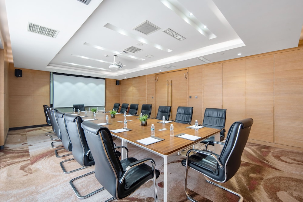 Novotel Huashan 35/50