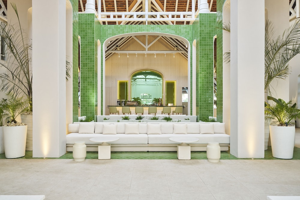 LUX Belle Mare Resort and Villas 6/50