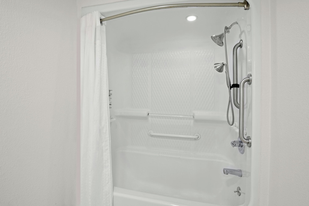 Standard, King Bed, Accessible