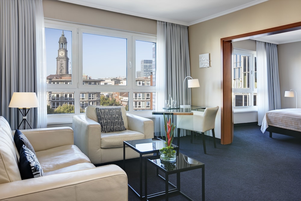Steigenberger Hotel Hamburg 45/71
