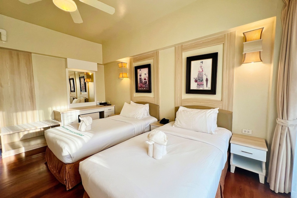 Room, Double Bed, Deluxe Building