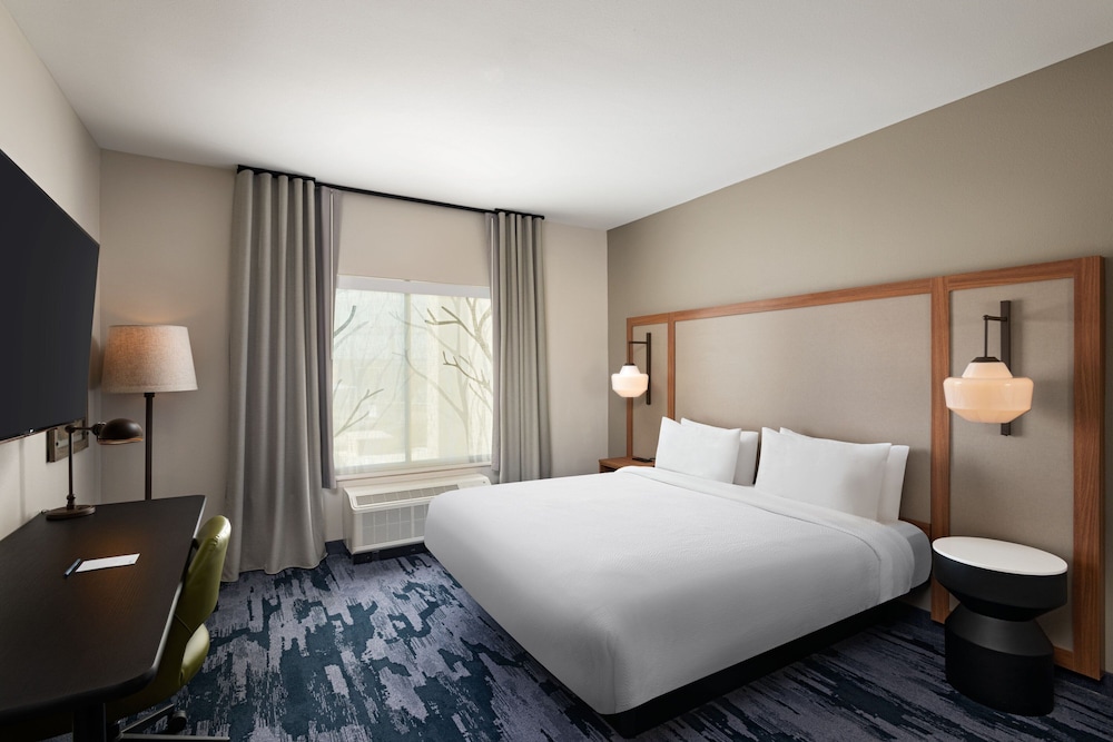 Room, King Bed