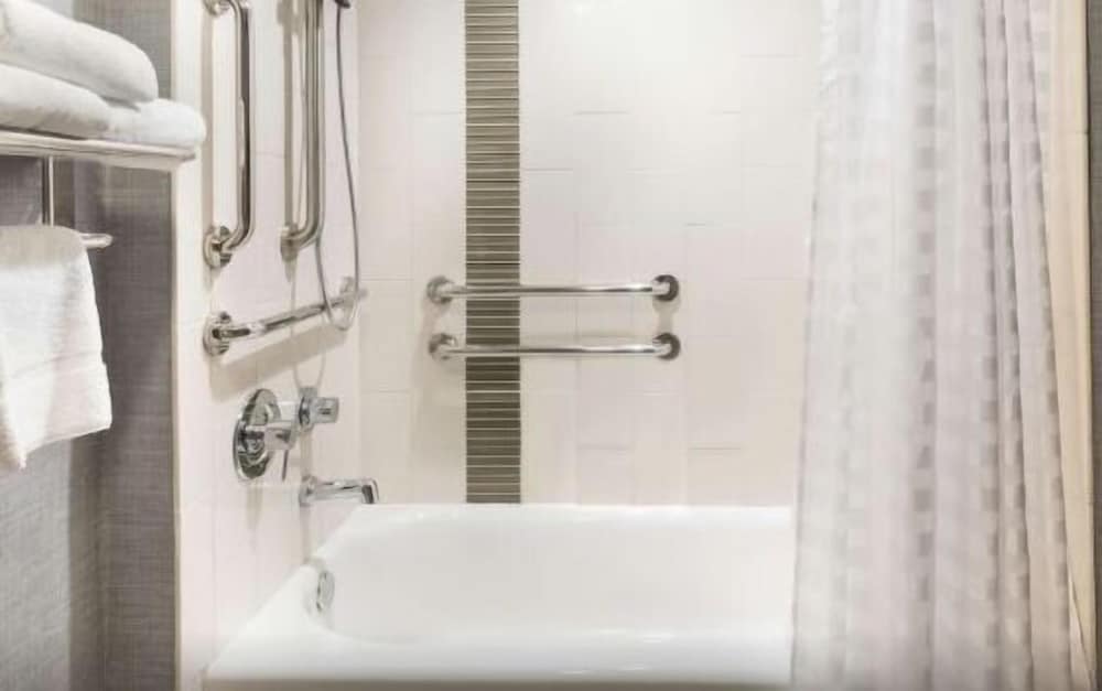 Hyatt Place Ft Lauderdale Plantation 36/38