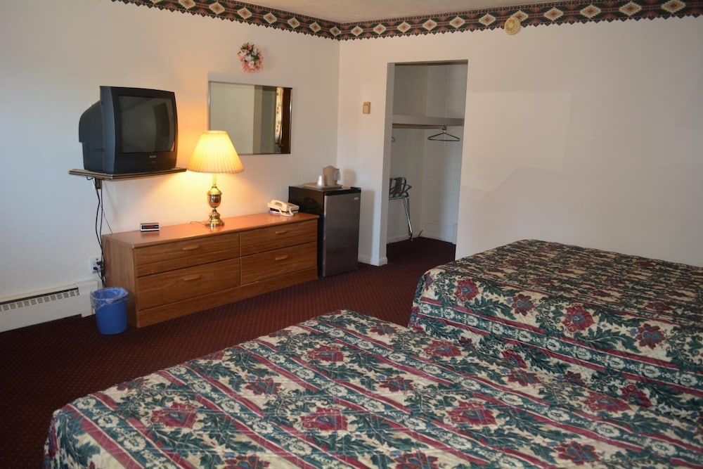 Ventura Motel 11/47