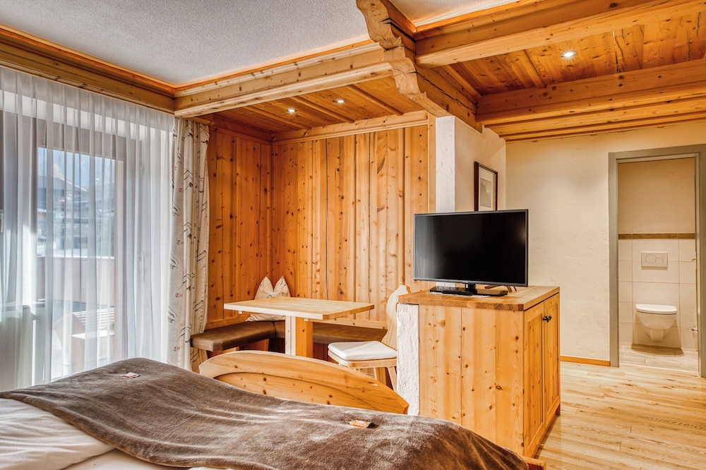 Alpenhotel Stolz 39/50