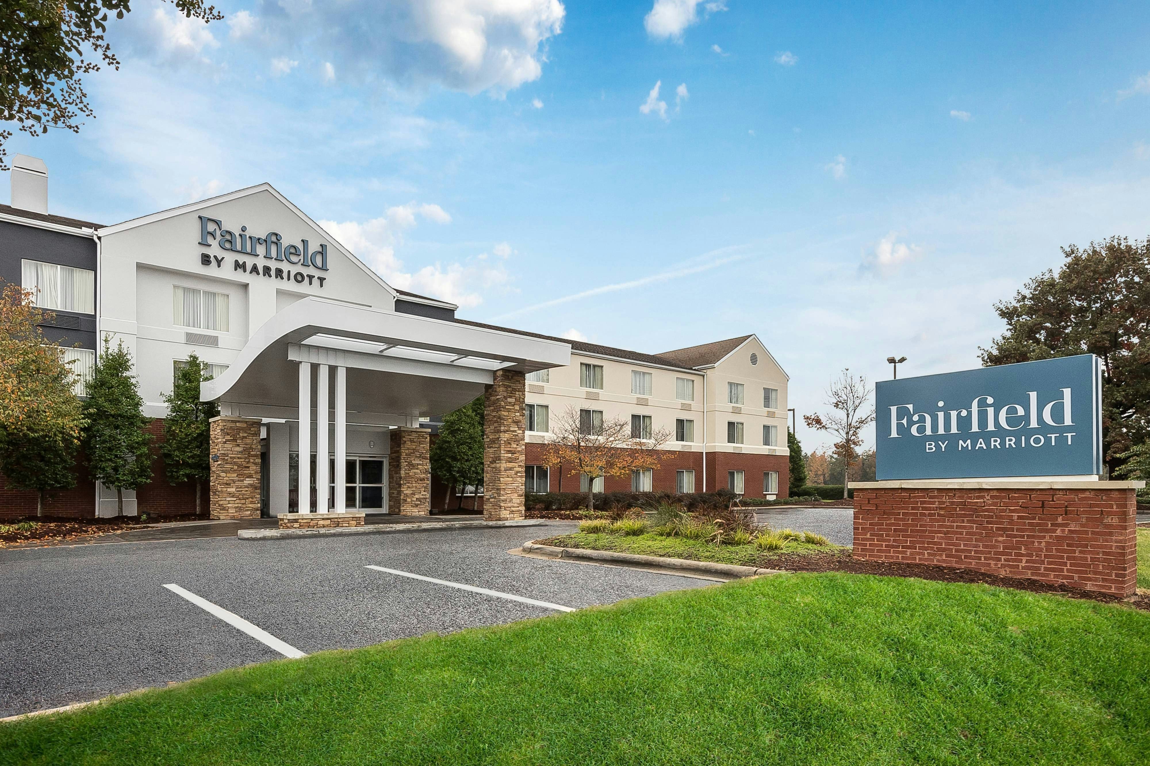 Fairfield Inn Charlotte Northlake 9/10