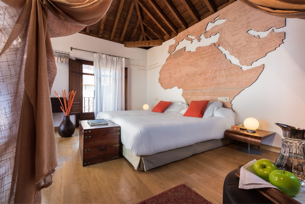 Gar Anat Hotel Boutique 29/81
