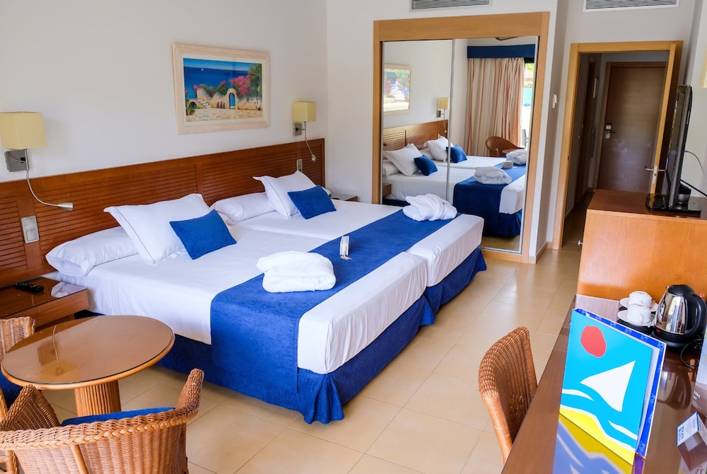 Playamarina Spa Hotel 27/48