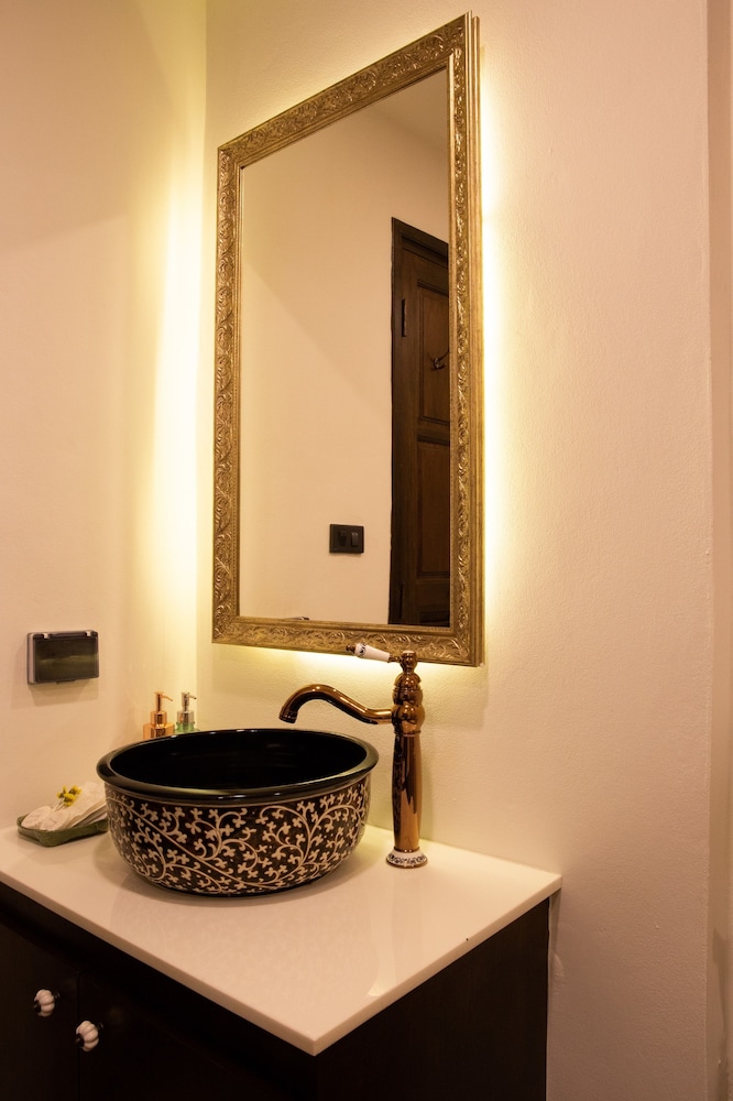 Elliebum Boutique Hotel 57/57