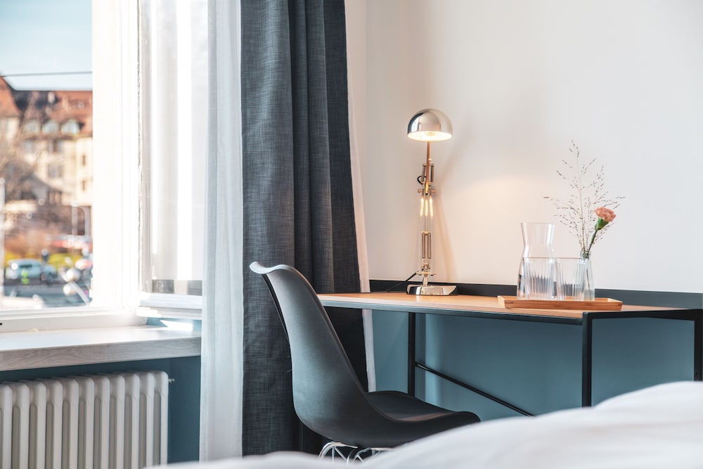 Pop Up Hotel Krone Zurich 8/43