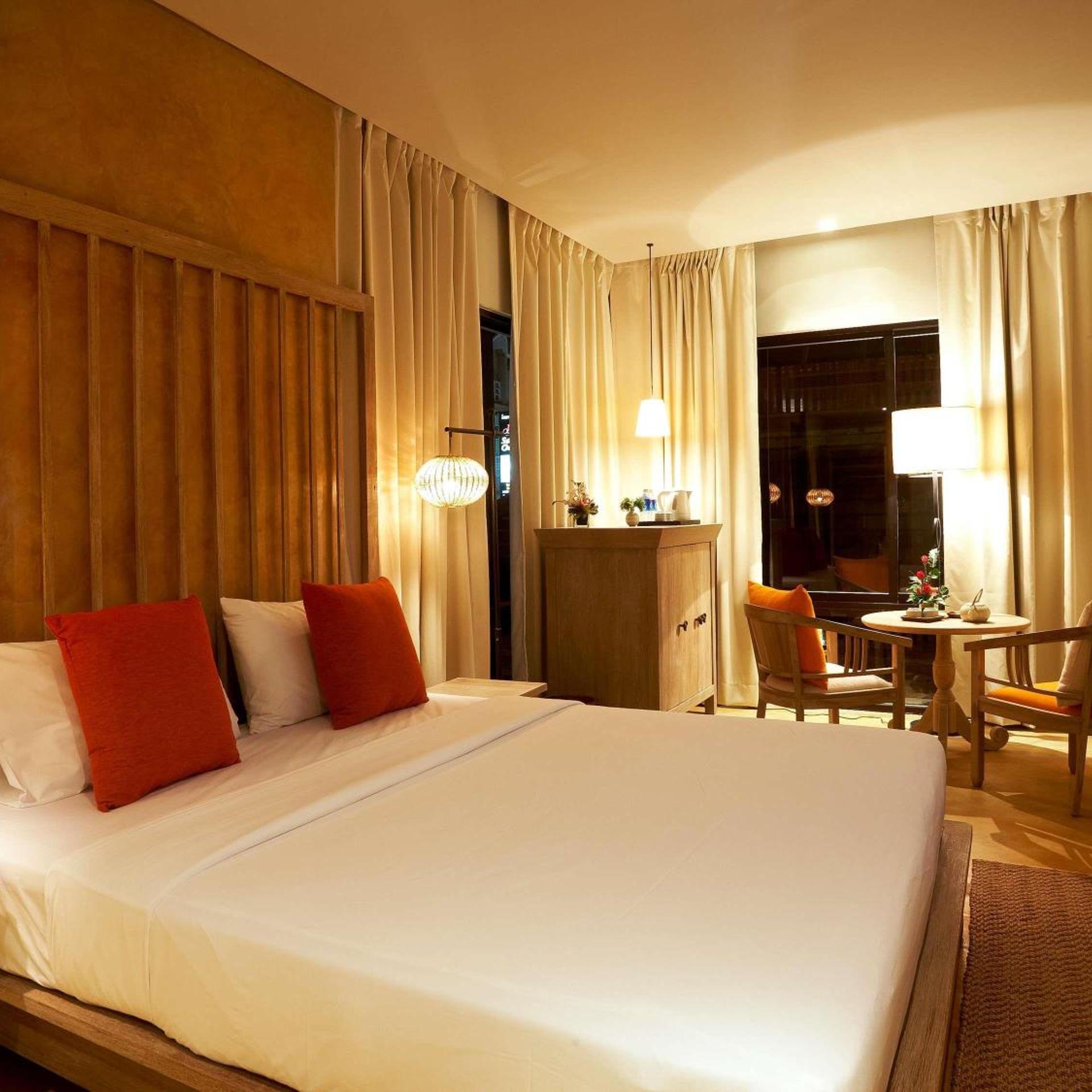 Standard, Double Bed, Garden Side