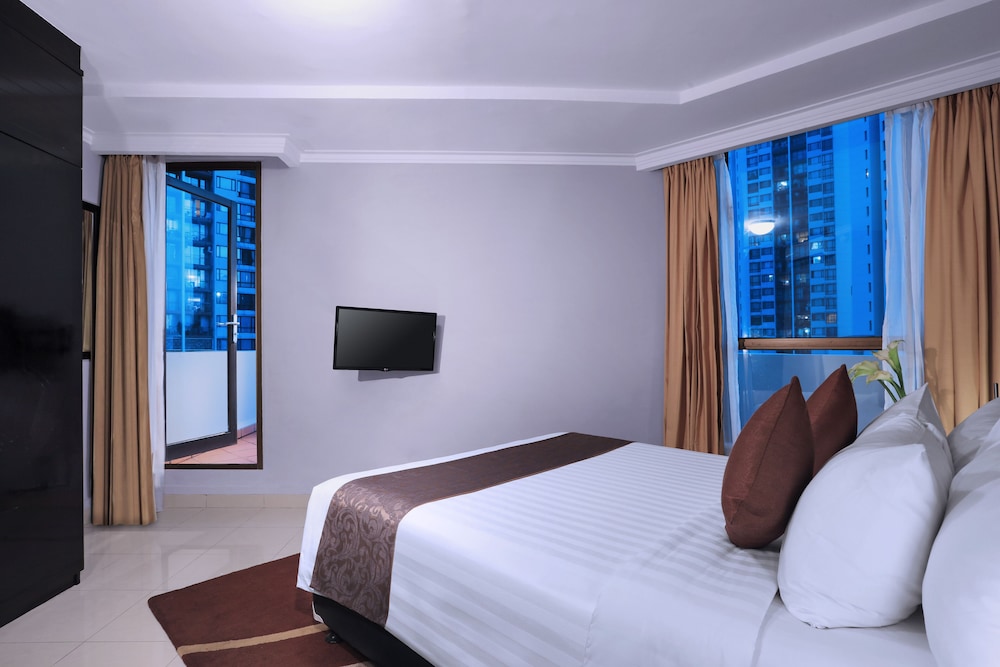 Horison Ultima Suite and Residence Rasuna 16/55