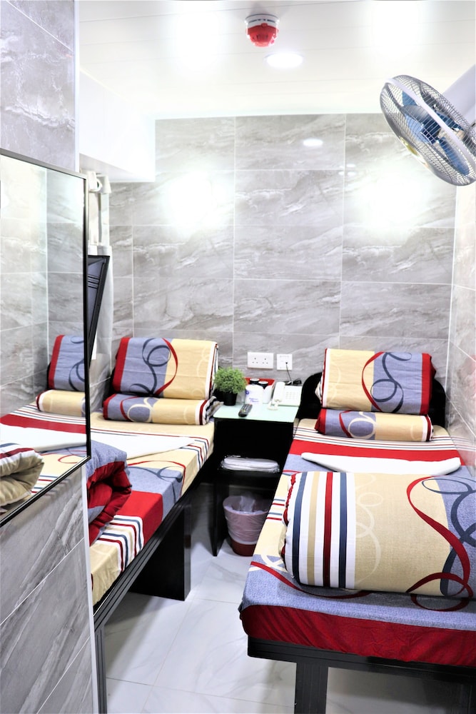 Sydney Hostel 46/53