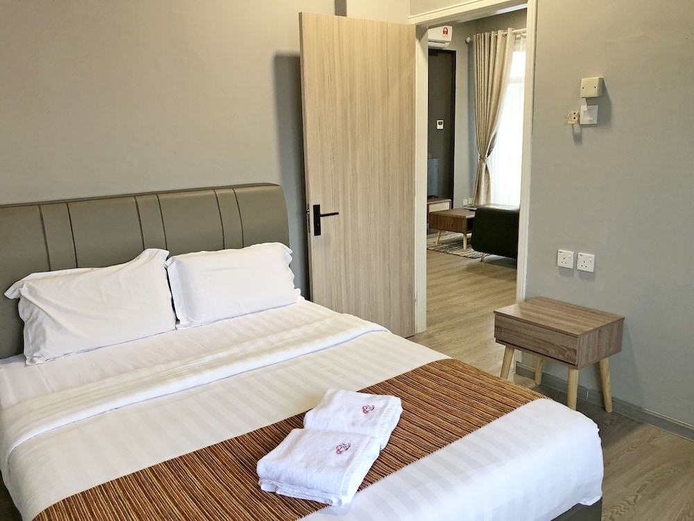 Seaview Apartment 4/50
