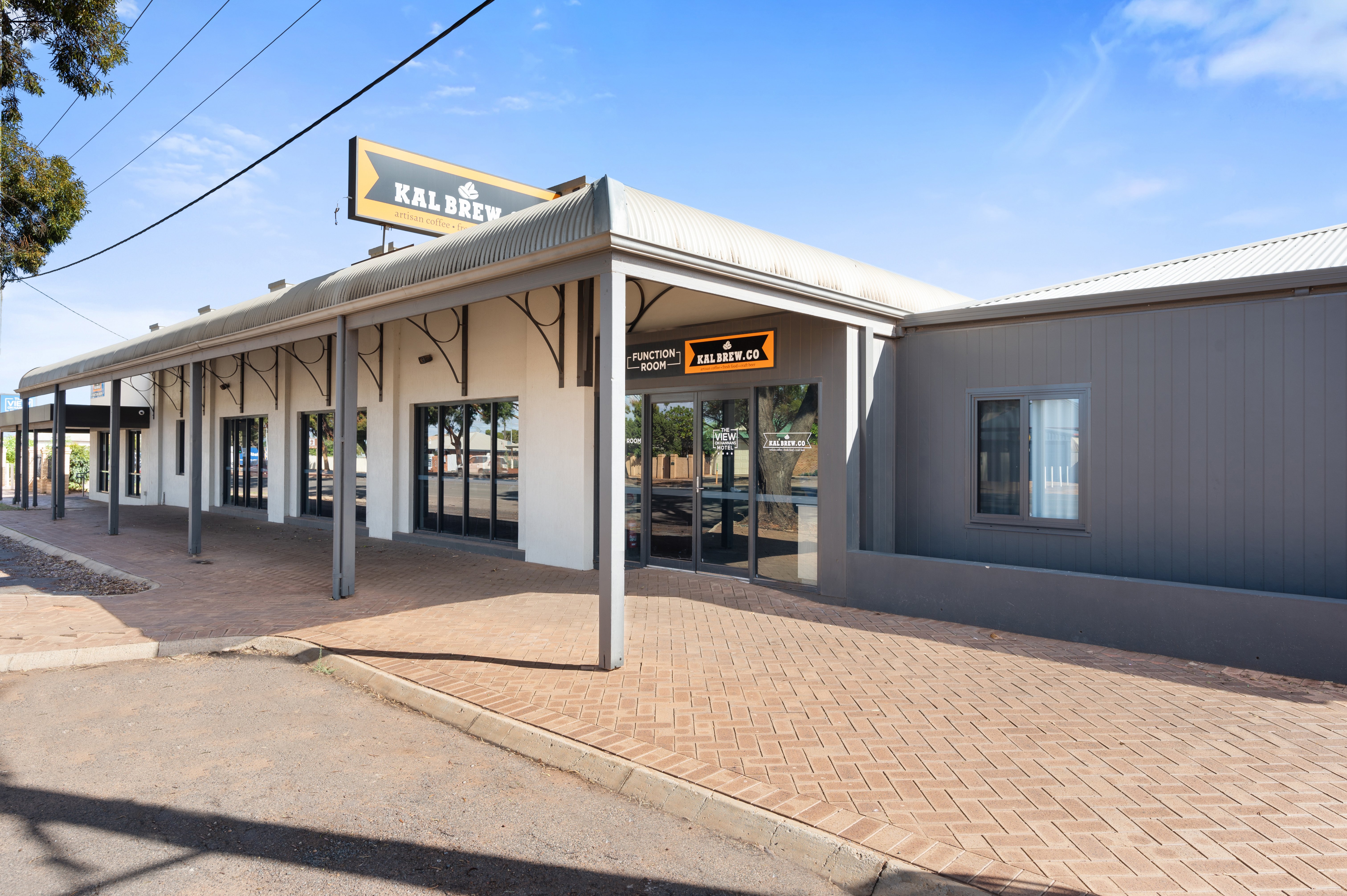 THE VIEW ON HANNANS KALGOORLIE 2/27