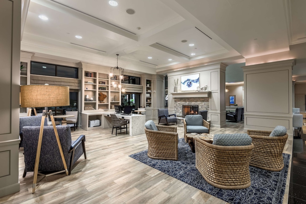 Hilton Dallas/Rockwall Lakefront 56/77
