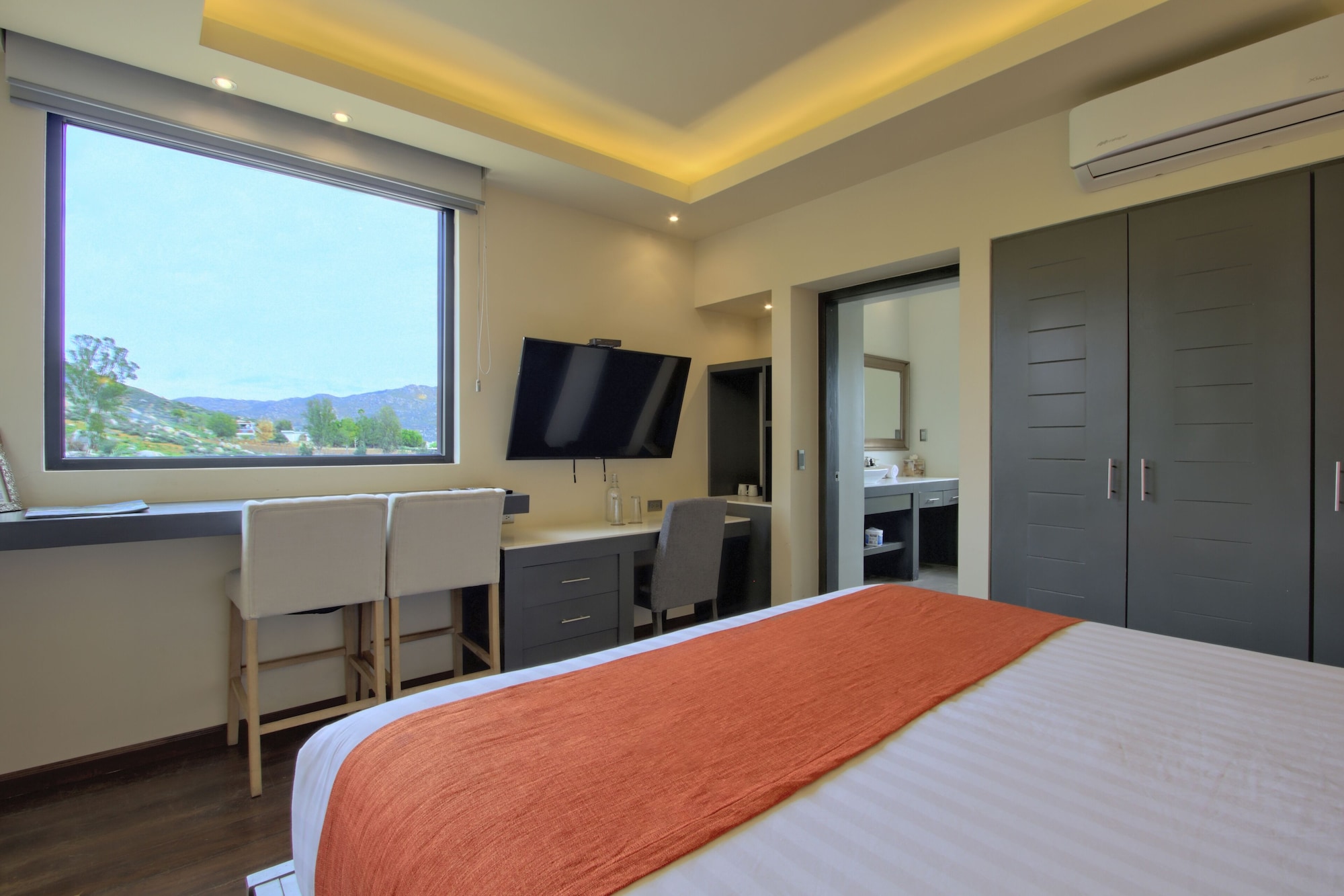 Penthouse, King Bed, Hotel Entre Viedos 4/5