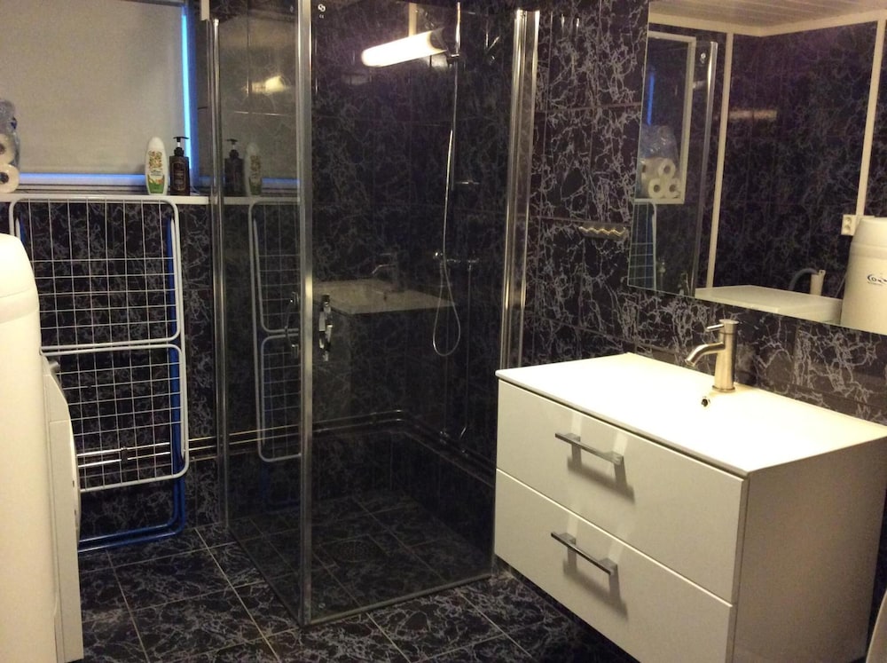 Barents Frokosthotell 59/60