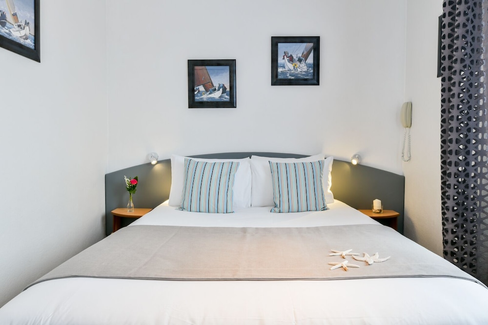 HOTEL DE FRANCE 11/52