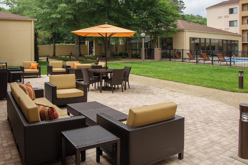 Courtyard by Marriott Williamsburg Busch Gardens Area 52/70