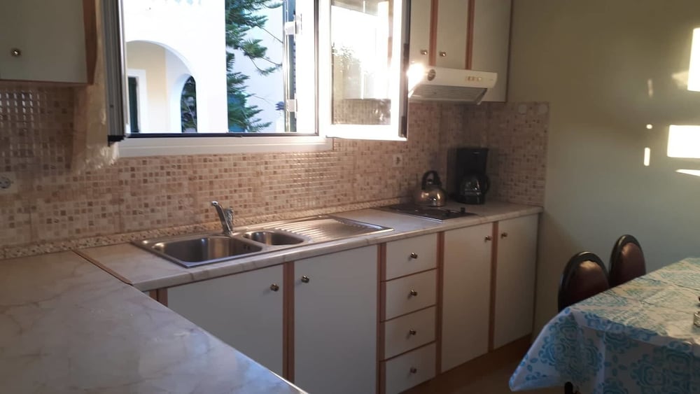 Dimitra's Maisonette 7/7