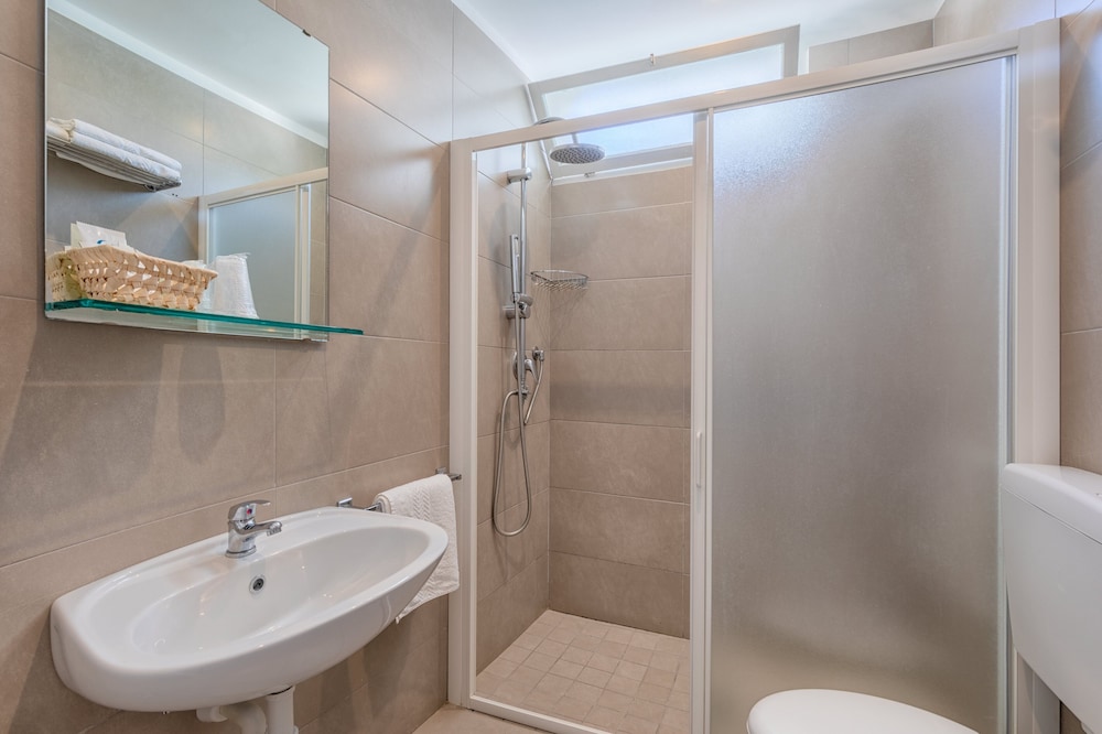 Hotel Sanremo 11/55