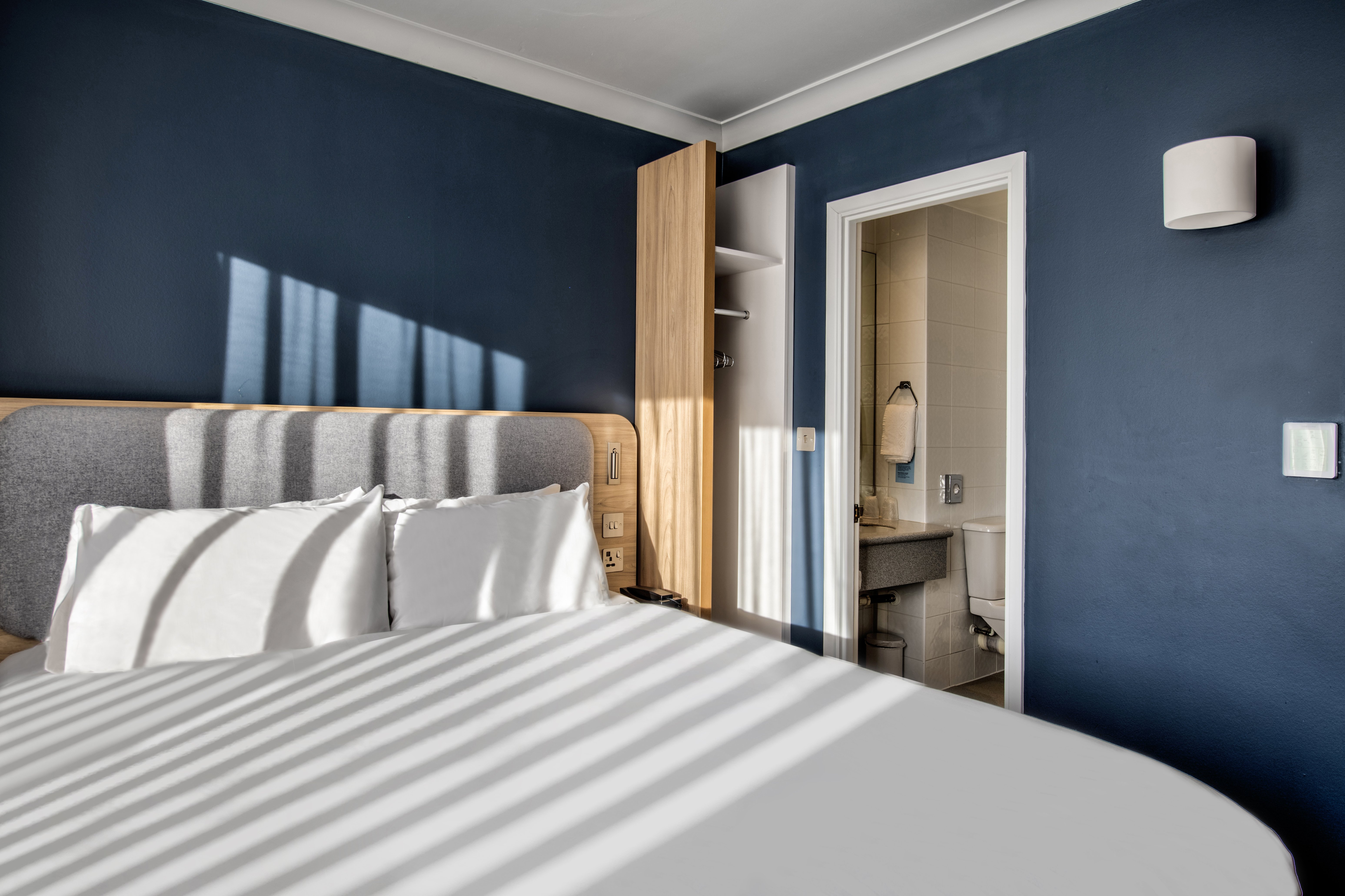 Room, Double Bed, Sofa