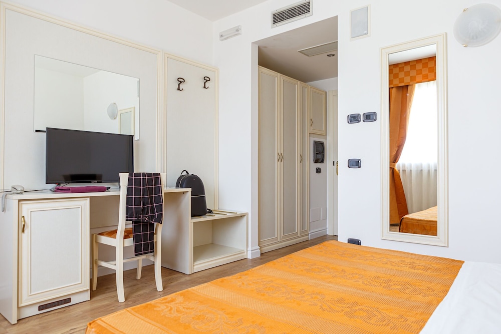 Hotel Villa Sofia 31/51