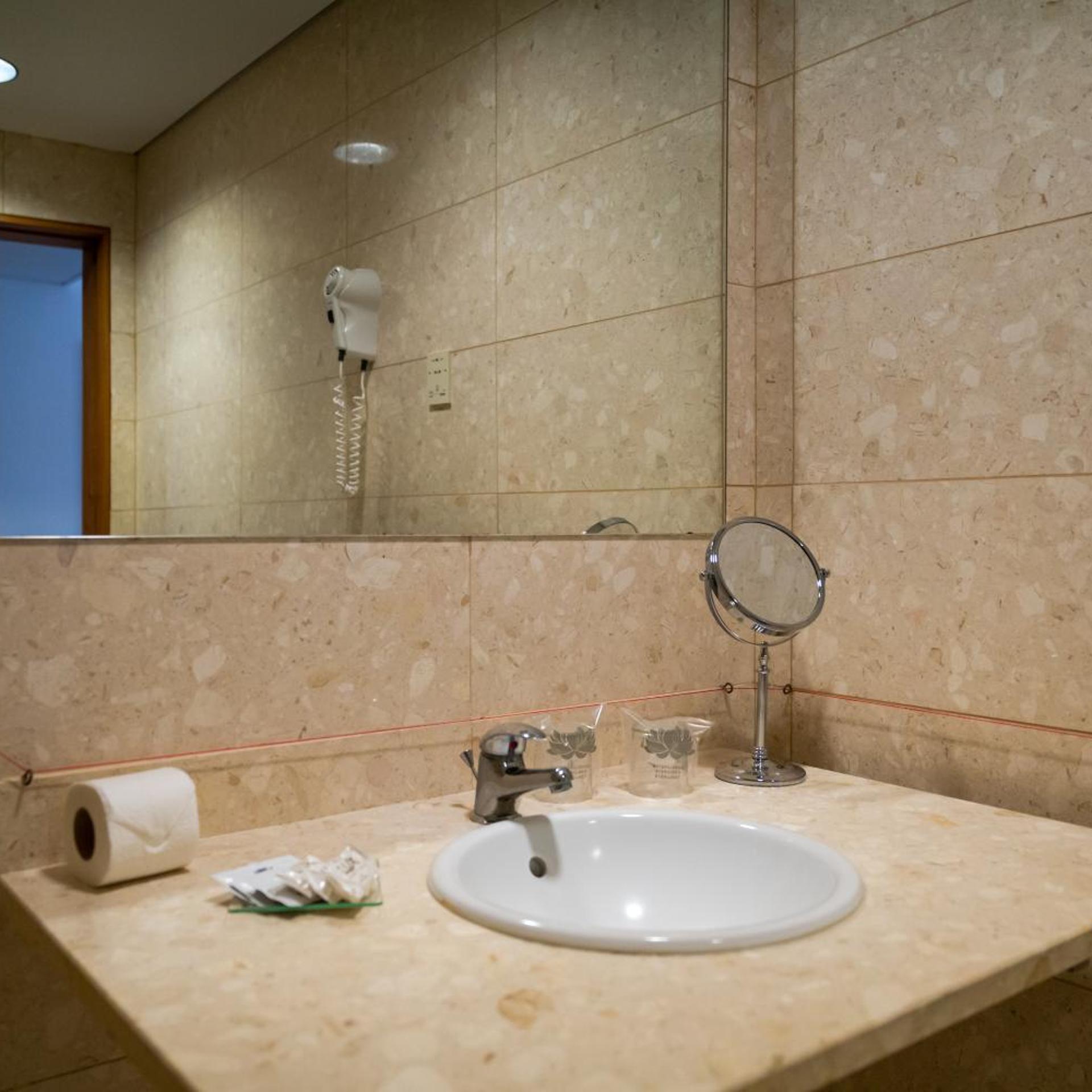 Hotel Matriz 47/50
