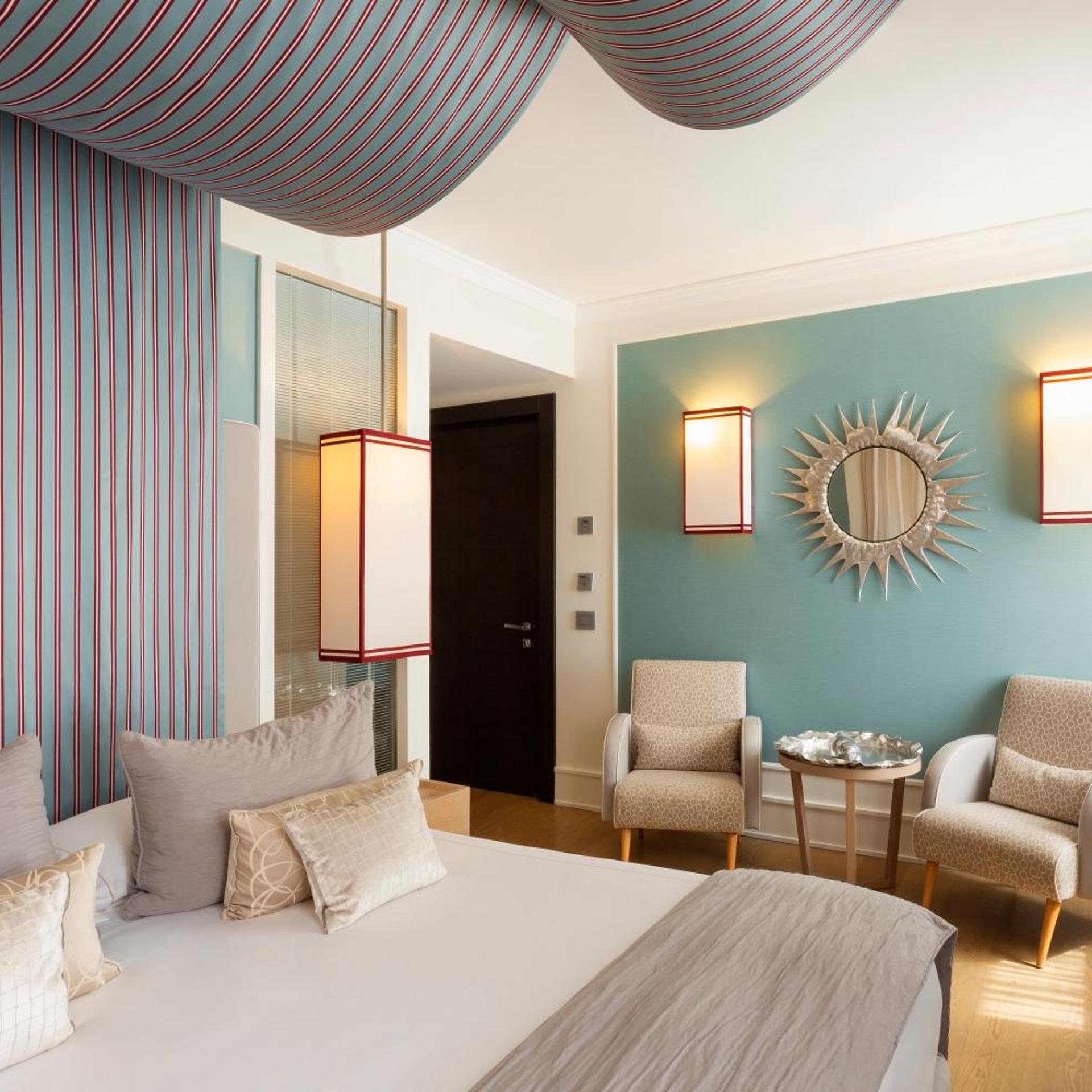 SUPERIOR, DOUBLE BED