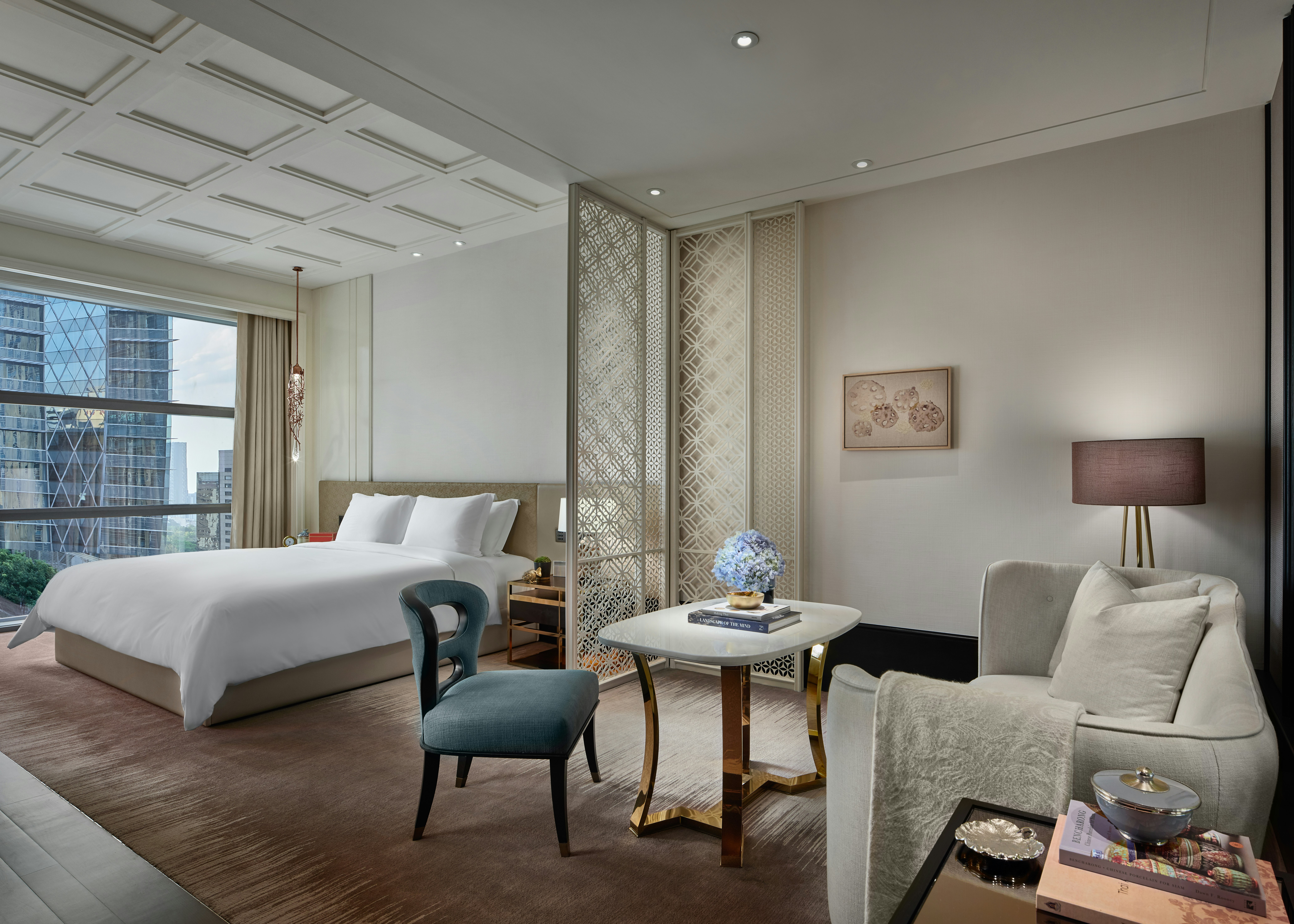 Rosewood Bangkok 15/84