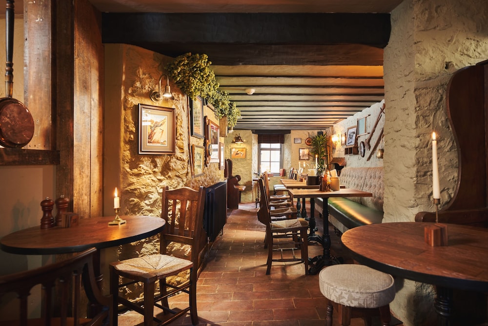 Masons Arms 36/48