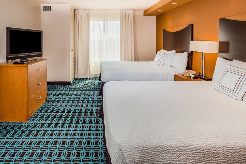 Fairfield Inn Suites By Marriott Turlock 10/21