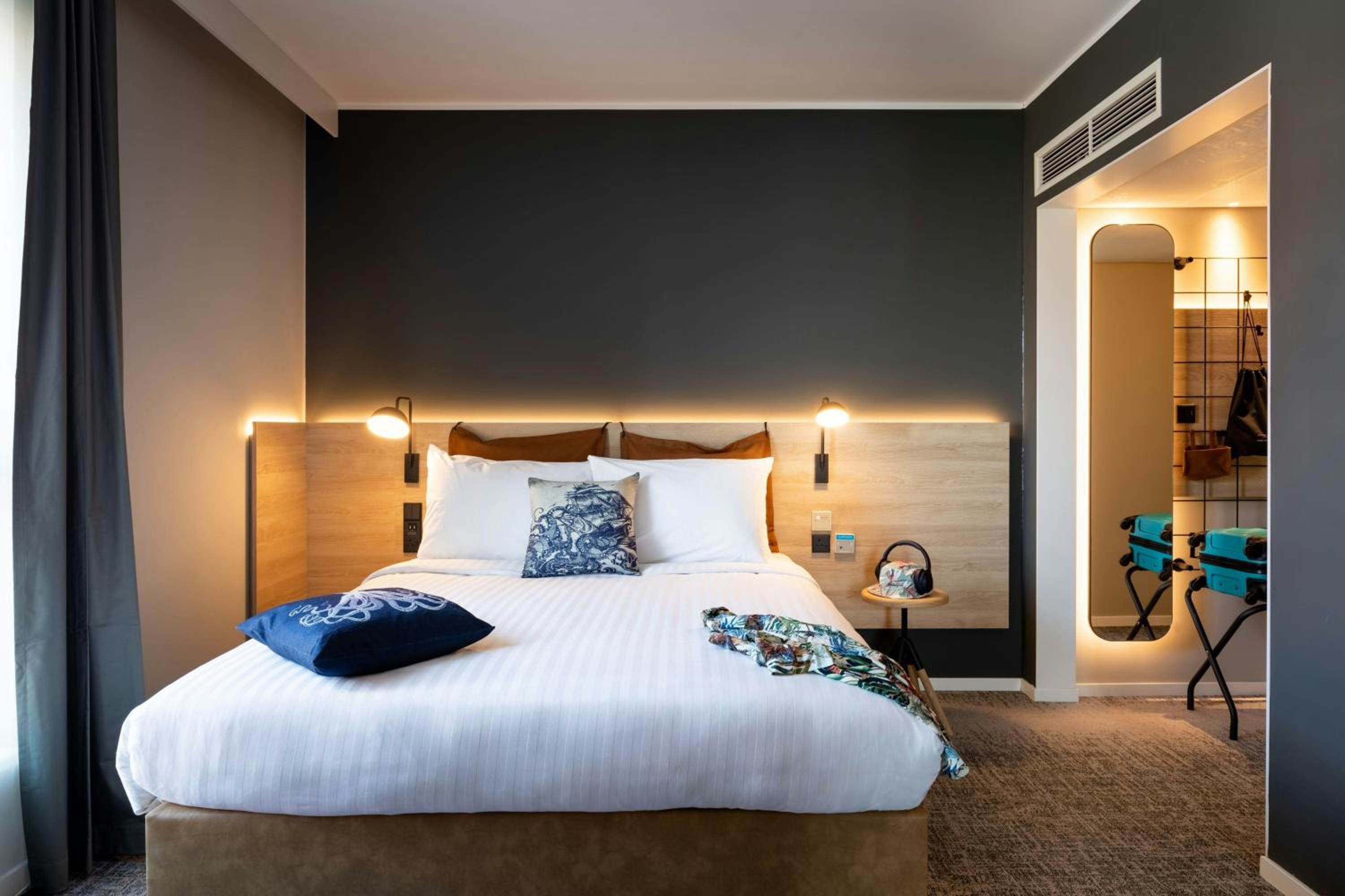 Moxy, Premium, Queen Bed، Moxy Plymouth 4/9