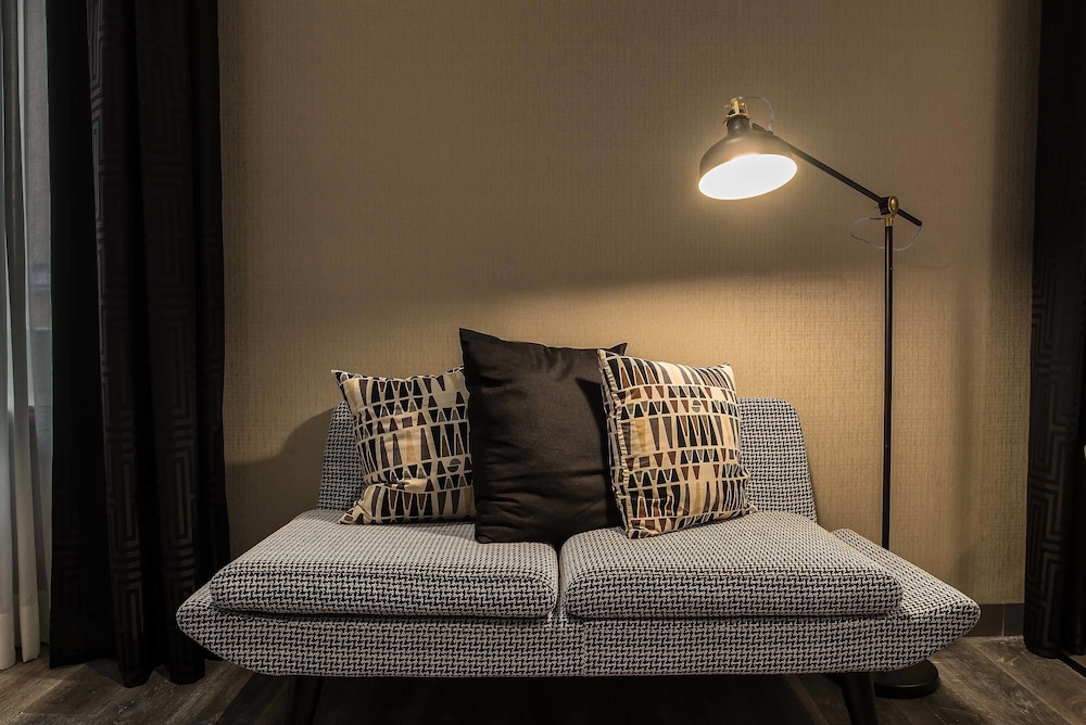 Colonna Suite 58/78
