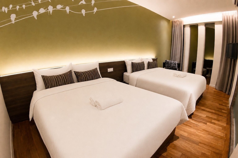 Mood Hotel 38/71