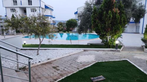 White Bay Resort 17/19