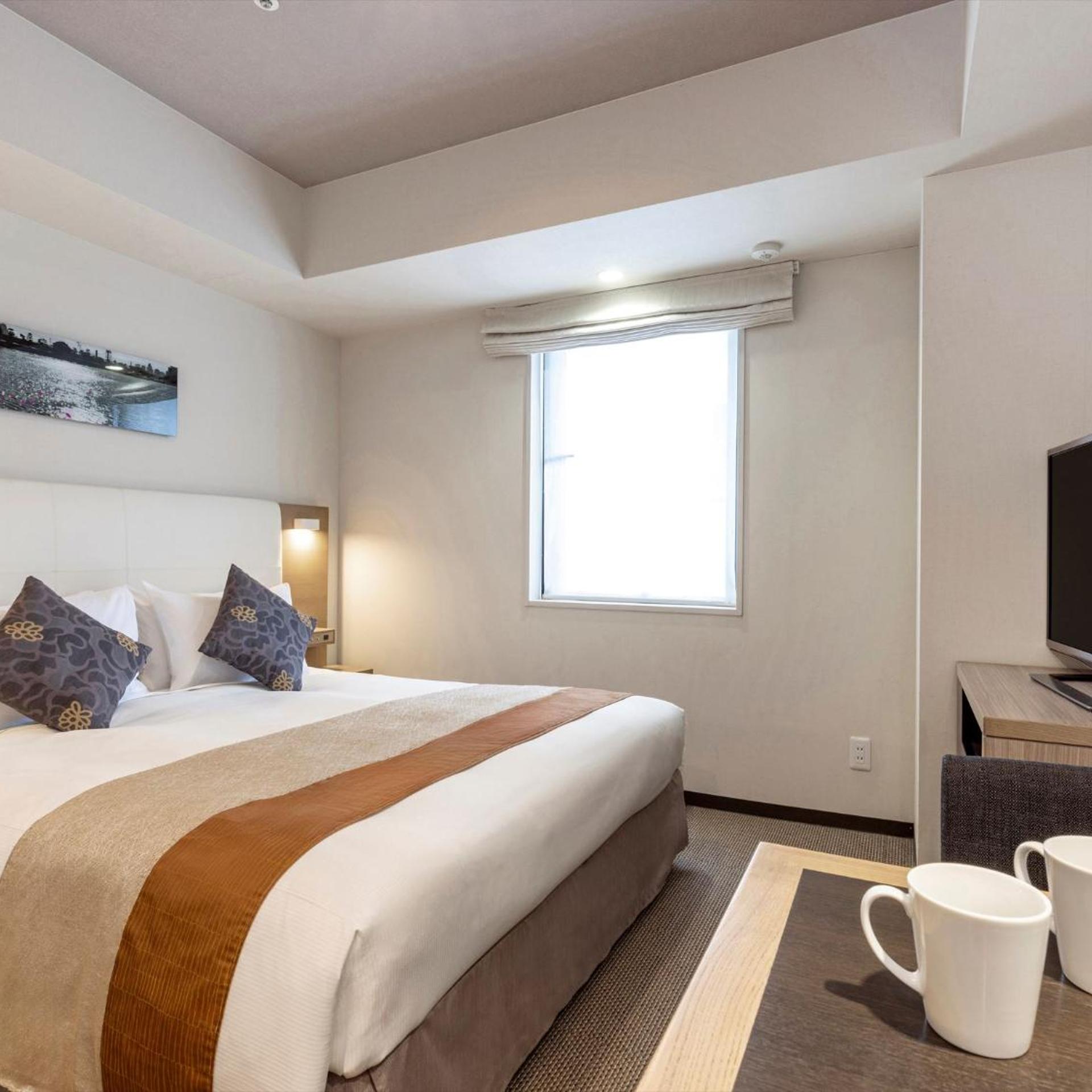 Residential, Double Bed