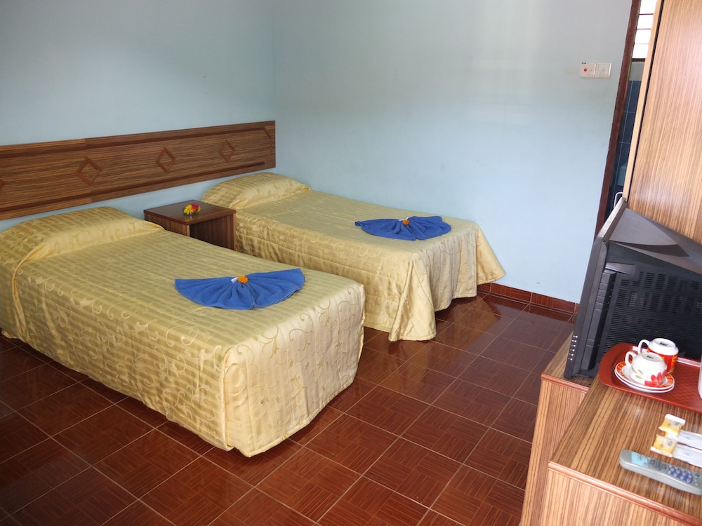 Purnama Beach Resort 43/67