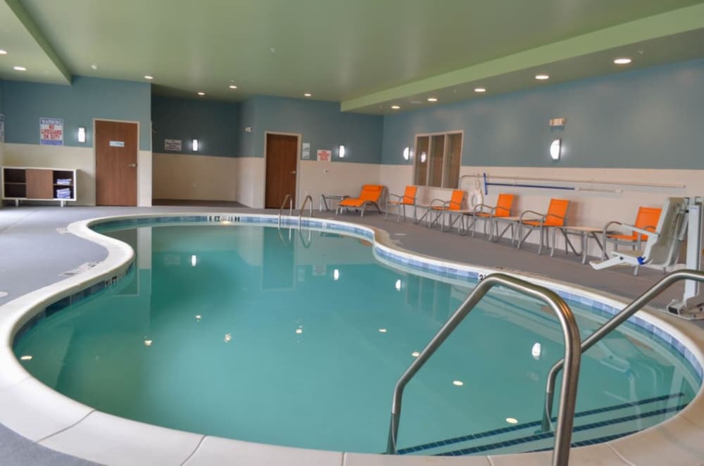 Holiday Inn Express Hotel Suites Smithfield Selma I 95 9/56