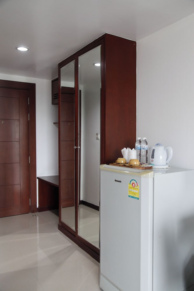 Convenient Grand Plus Hotel Suvarnabhumi 5/44