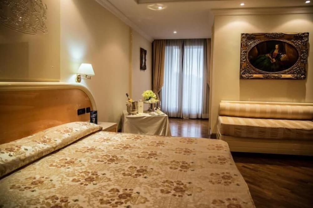 LH Hotel Domus Caesari 16/42
