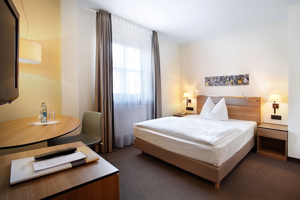 SUPERIOR, SINGLE, LARGE SINGLE BED