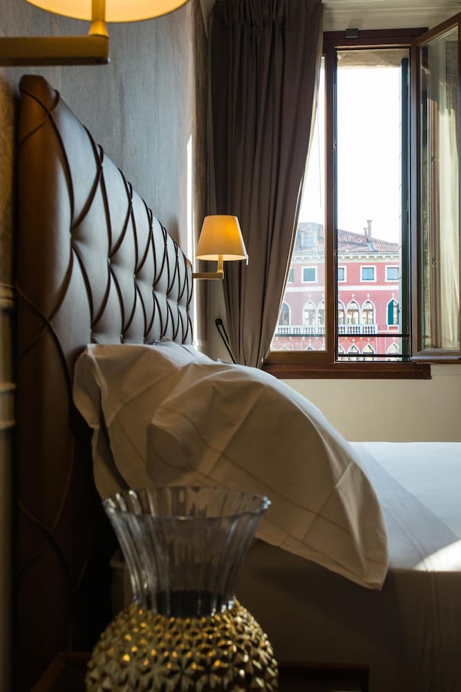 Riva del Vin Boutique Hotel 25/58
